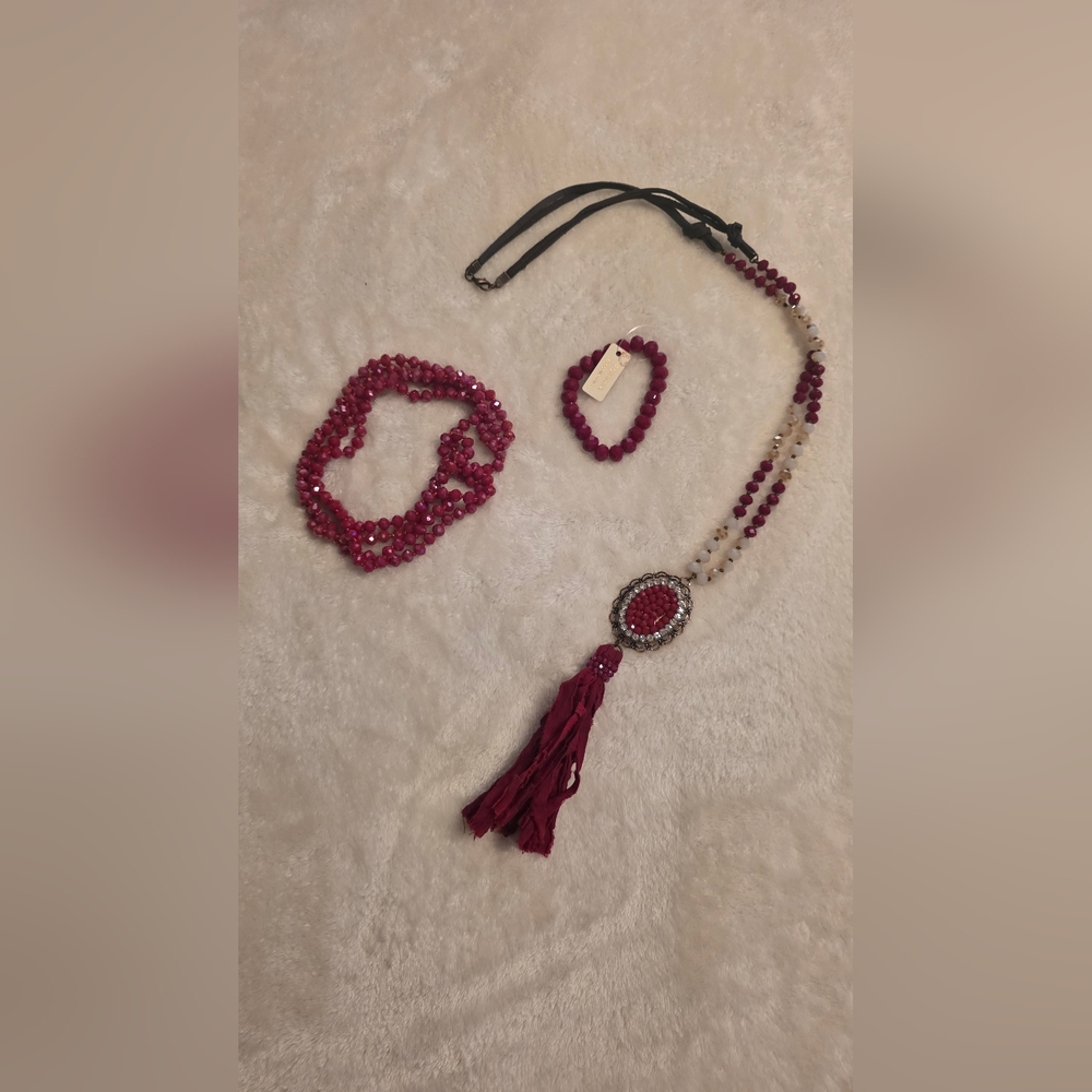 Red Necklace And Bracelet Set
